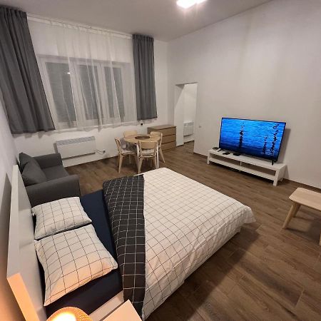 Paris Apartments Катовице Экстерьер фото